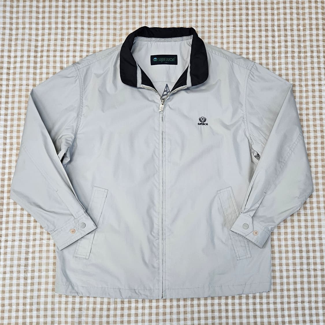 슈페리어 얇은 바람막이 자켓 남자100 상품이미지1