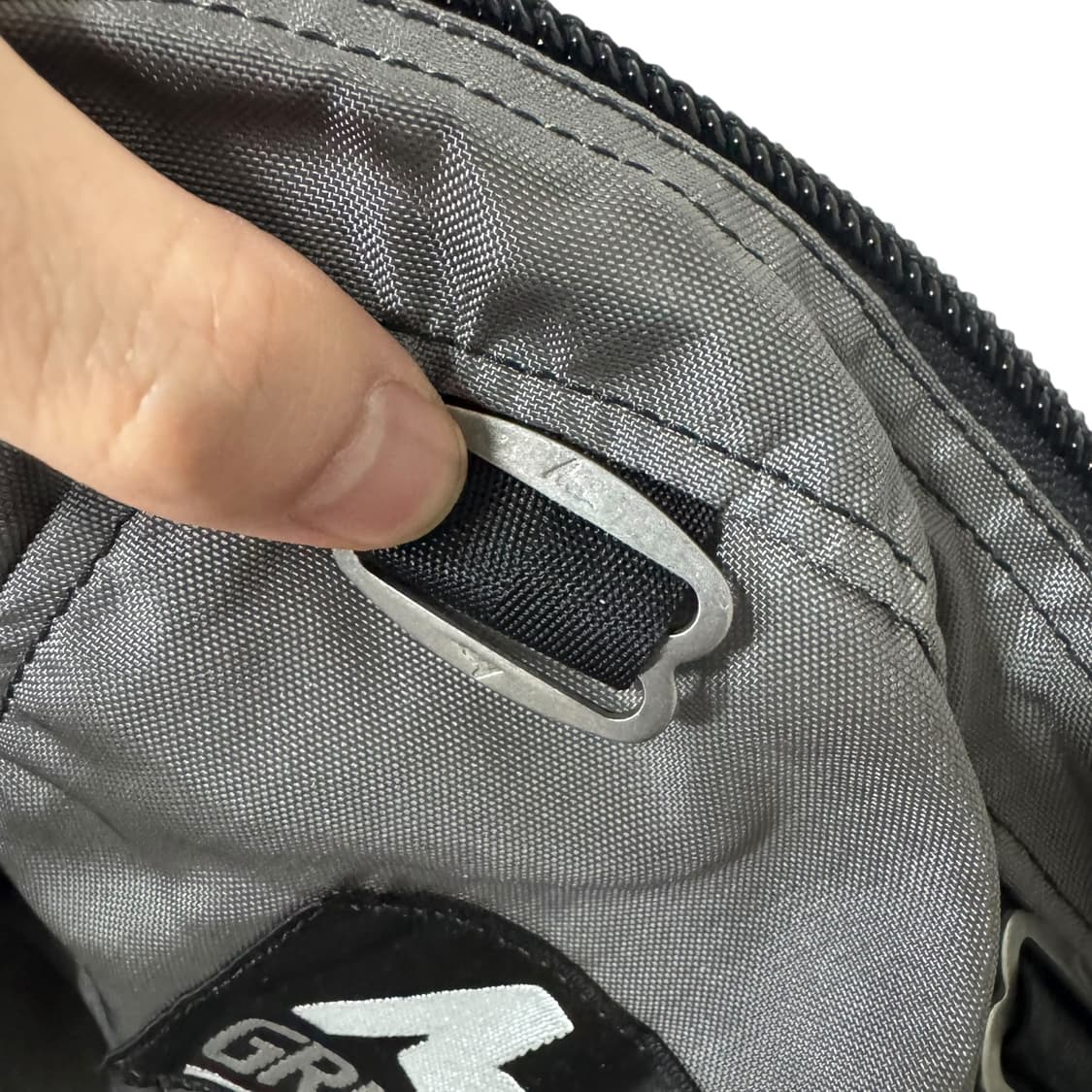 그레고리 구로고 데이앤하프 그레이 백팩 상품이미지4