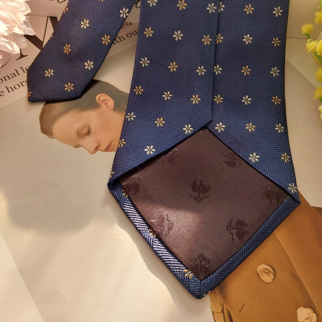 브룩스브라더스 실크 네이비 플라워 넥타이 9.9cm A+등급 K1389
 상품이미지7