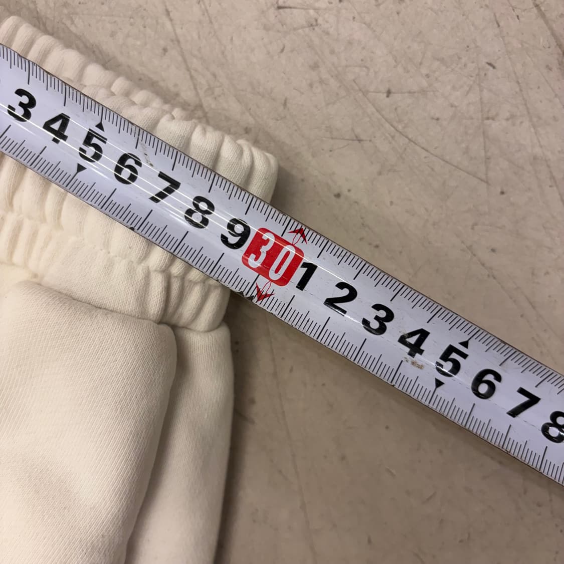 우알롱 스몰로고 화이트 조거팬츠 상품이미지5