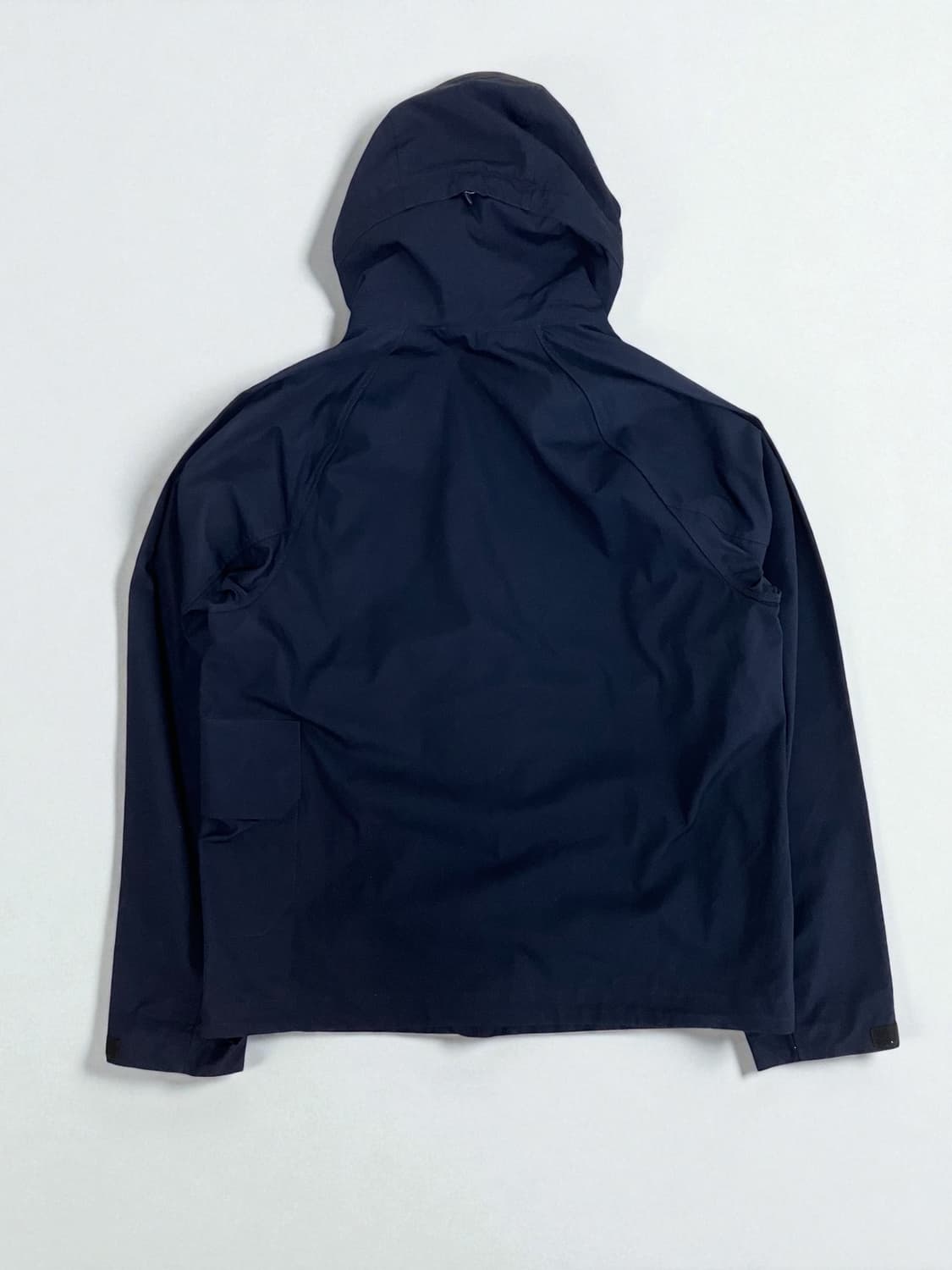 CP컴퍼니 메트로폴리스 HyST 후드 바람막이 자켓 네이비 50사이즈 상품이미지2