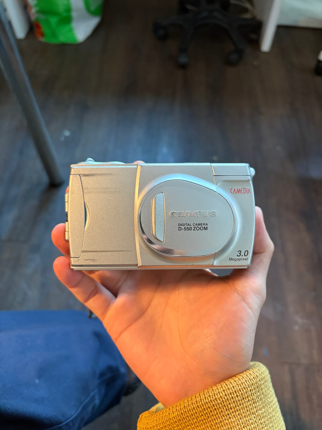 올림푸스 카메디아 d550 줌 디지털카메라 상품이미지1