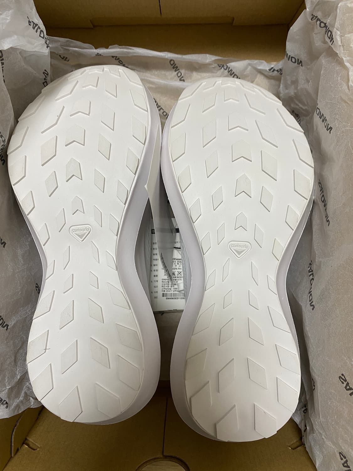 꼼데가르송 살로몬 판타즘 화이트 235 상품이미지3