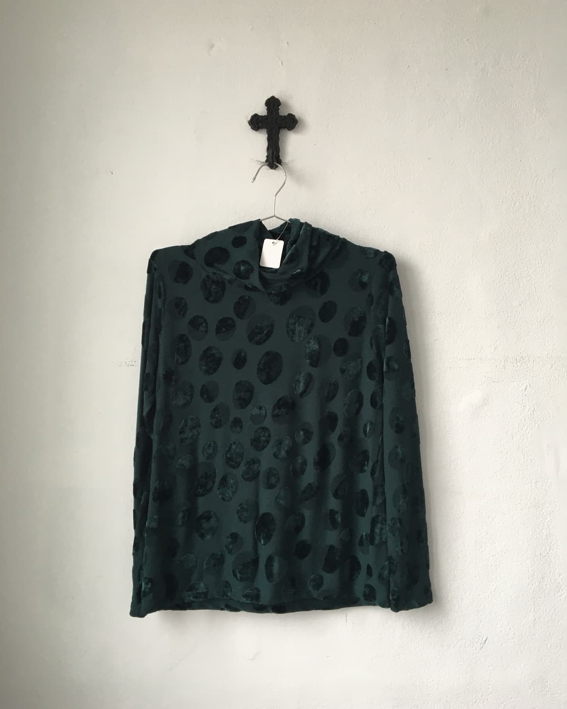 Dot pattern high neck sleeve 상품이미지2