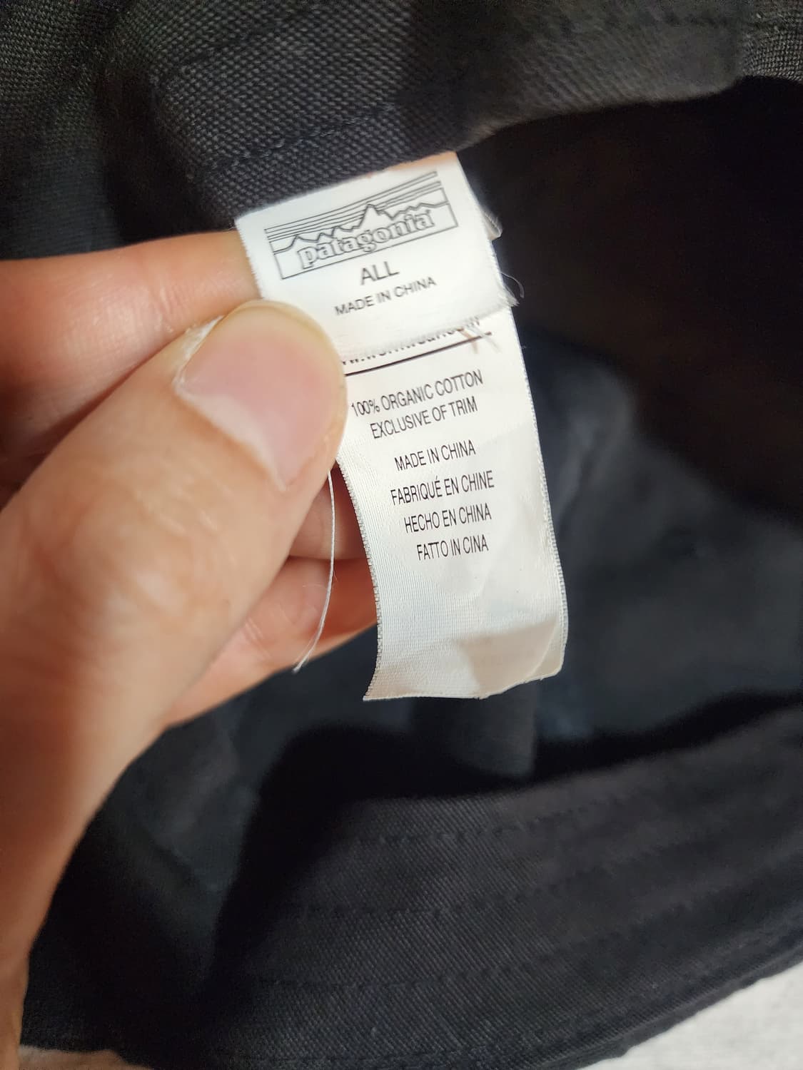 파타고니아 블랙 볼캡 모자 상품이미지3