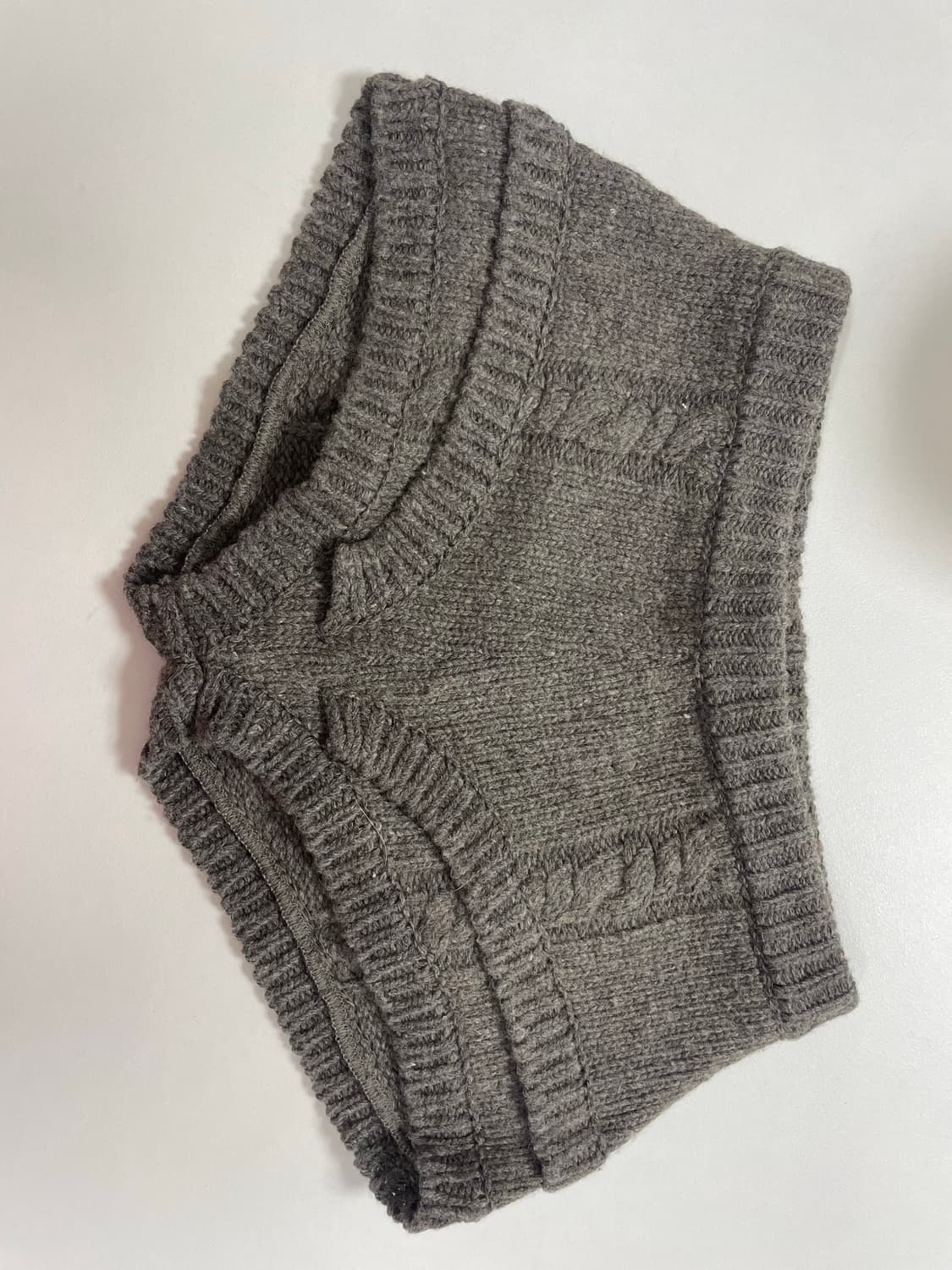 울리카상투스 니트쇼츠 브라운 상품이미지1