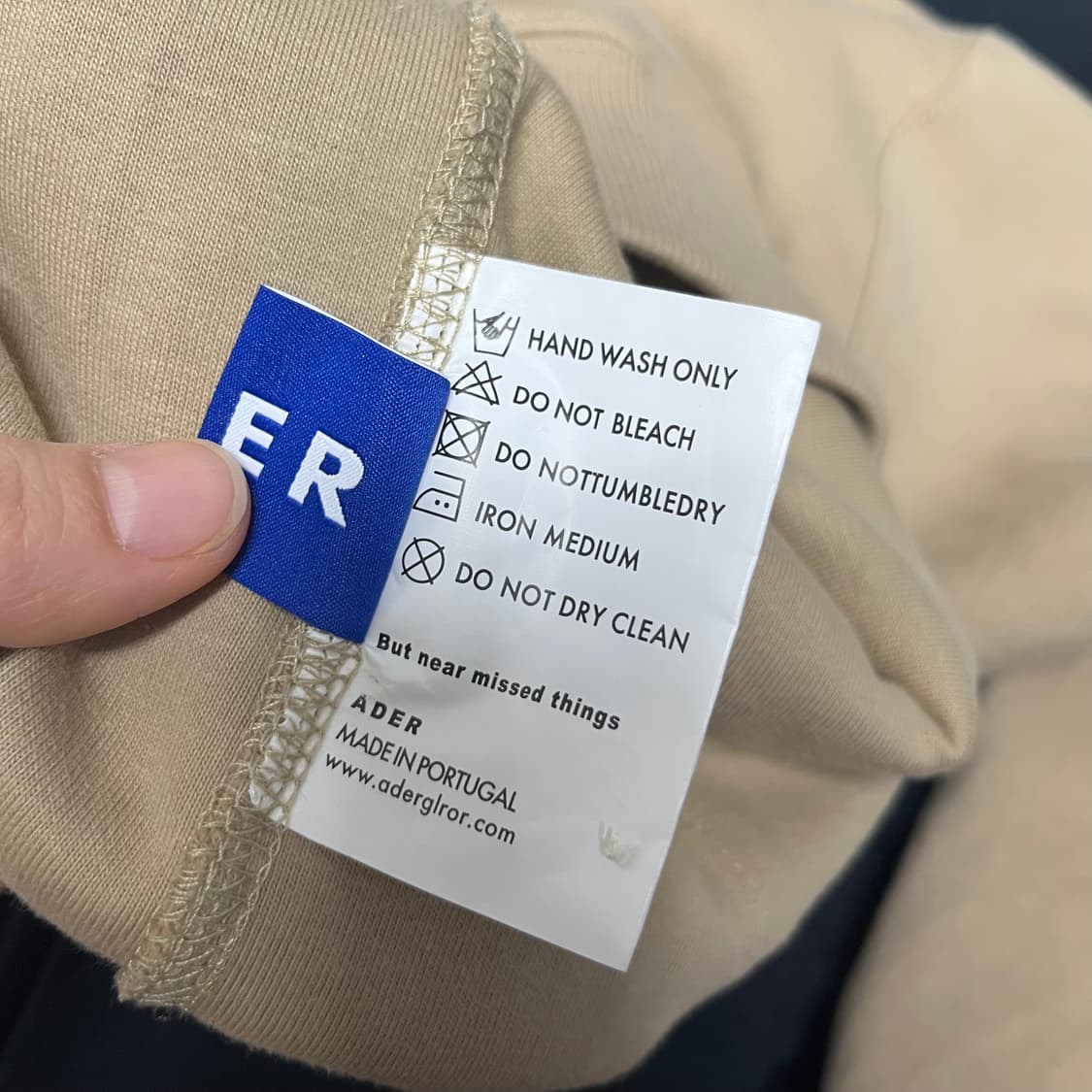 아더에러 후드티셔츠 A1 상품이미지5