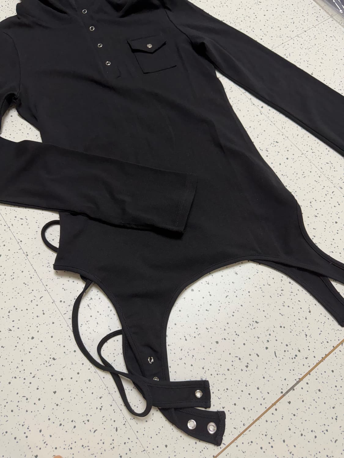 [새상품] 러프넥 가터 후디드 헨리 탑 블랙  상품이미지3