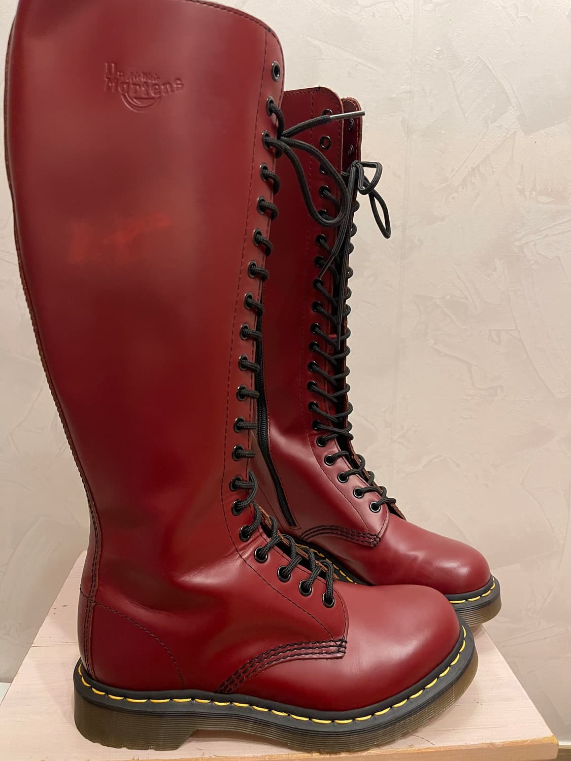 새상품✨ 닥터마틴 1B60 버건디 20홀 롱부츠 UK5 상품이미지2