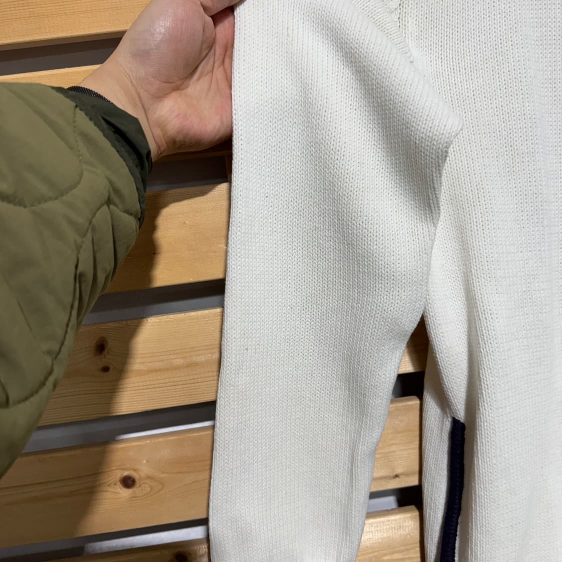 버버리 니트집업 상품이미지6