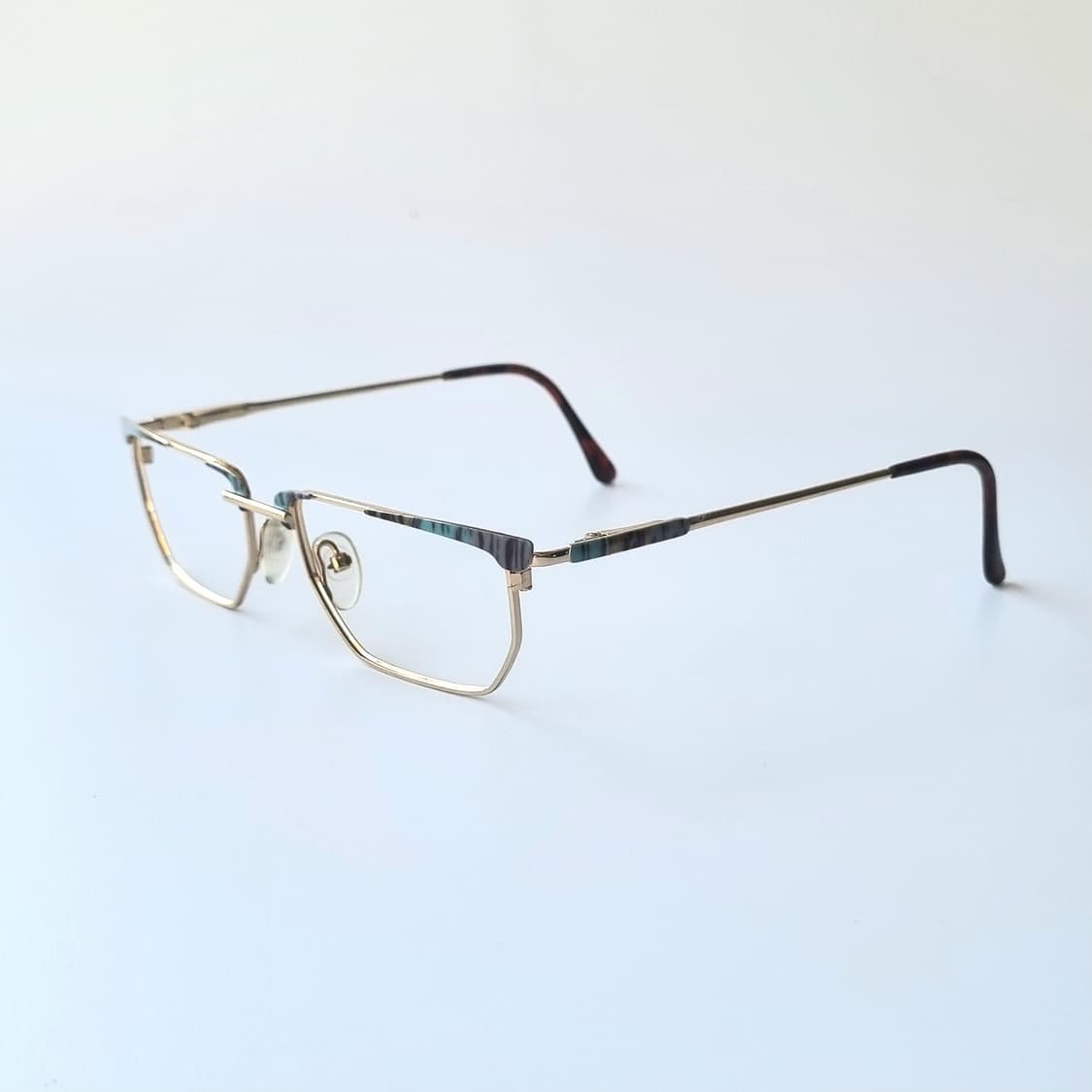 데드스탁 90's 레트로 골드 다각 포인트 안경테 190 상품이미지3