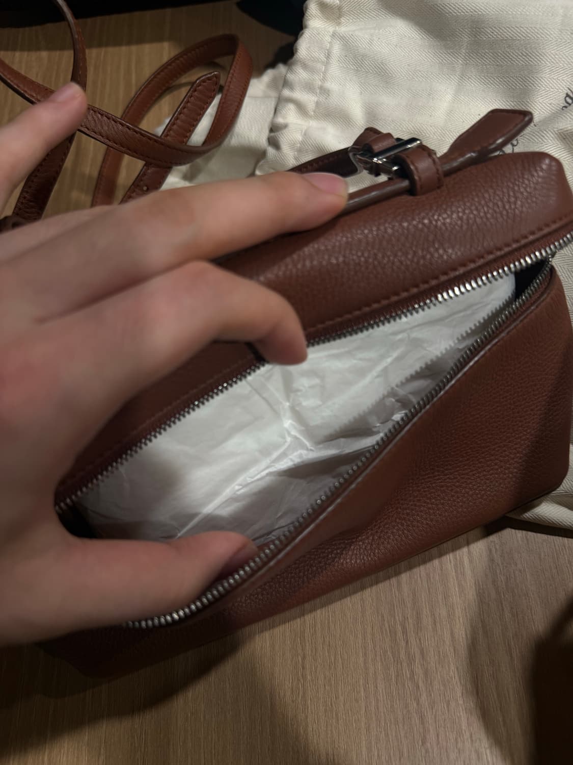 로로피아나 엑스트라 포켓 가방 상품이미지2