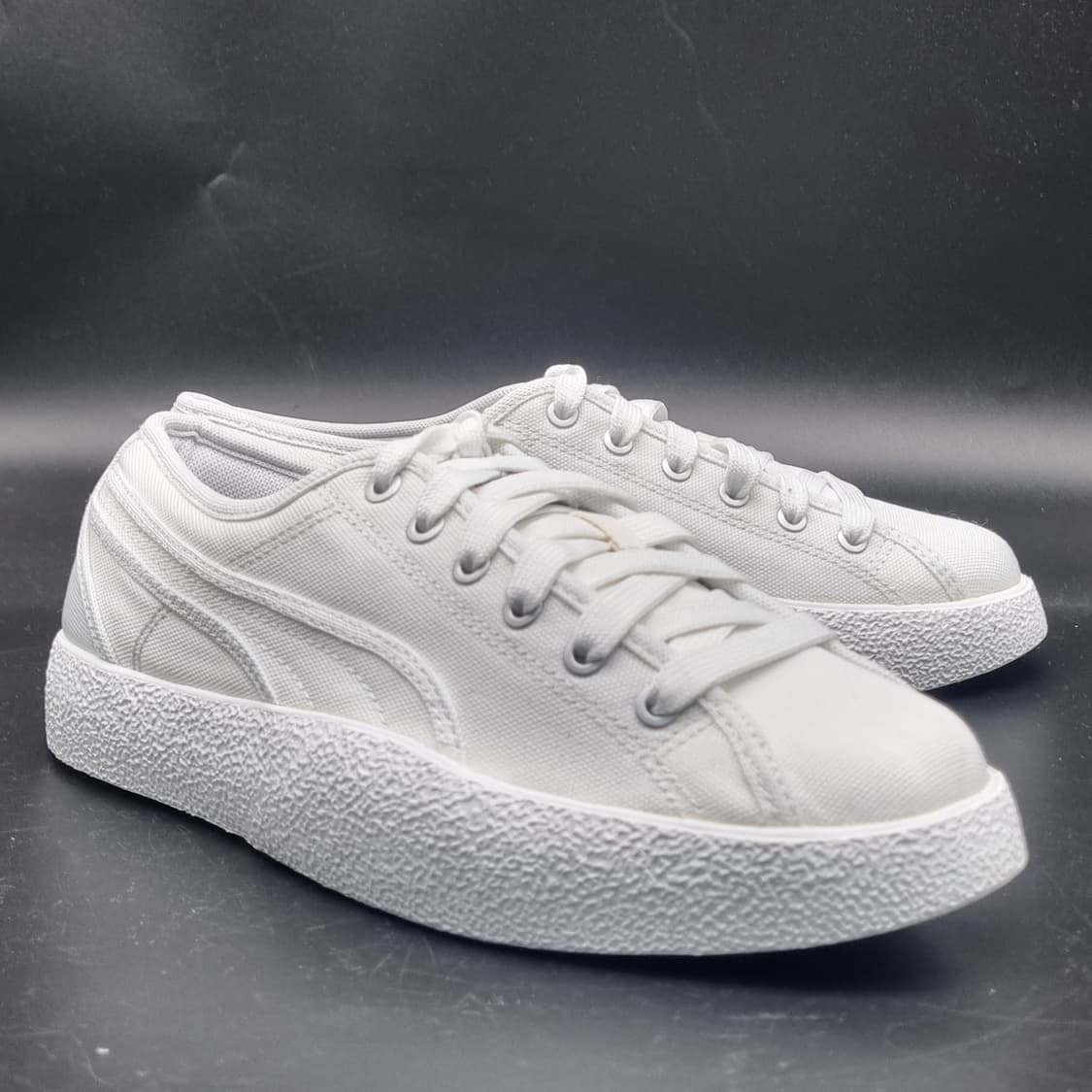 새상품급 푸마 러브캔버스 스니커즈 245 상품이미지1