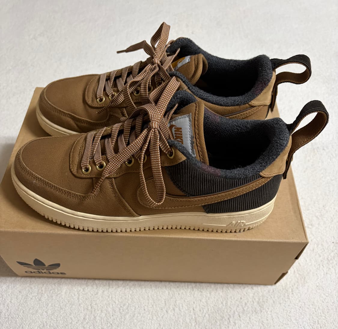 (260)나이키x칼하트 윕 WIP 에어포스 1 로우 (에일 브라운) 단품 상품이미지1