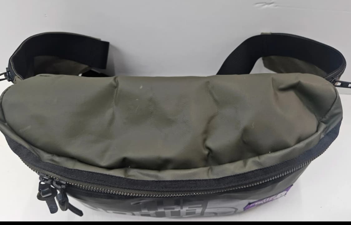 노스페이스 퍼플라벨 생활방수 카키 크로스백
 상품이미지2