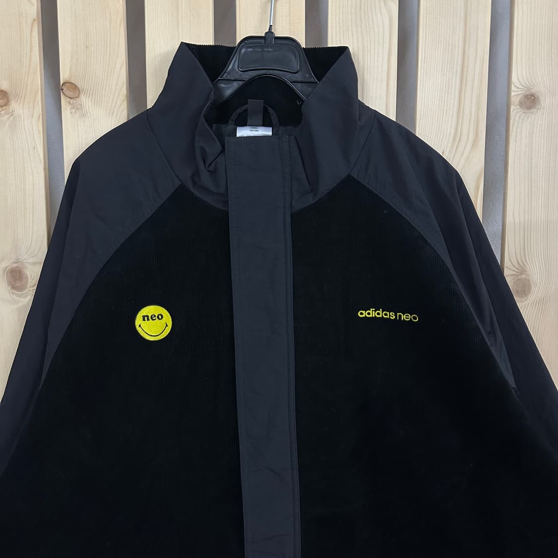(XL) 아디다스 네오 코듀로이 블랙 바람막이 자켓 상품이미지4