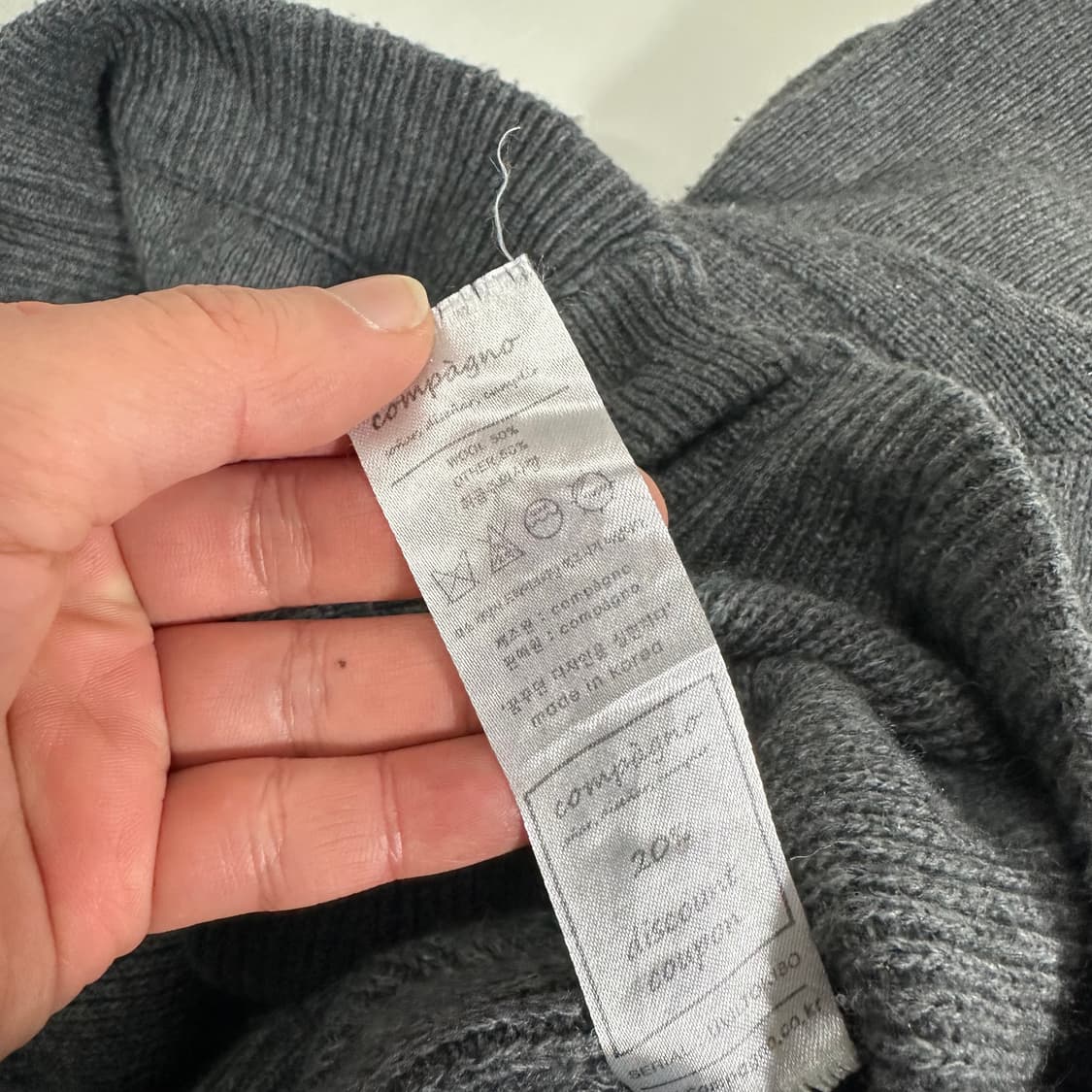 FREE 꼼파뇨 그레이 오버핏 헤비 가디건 상품이미지6