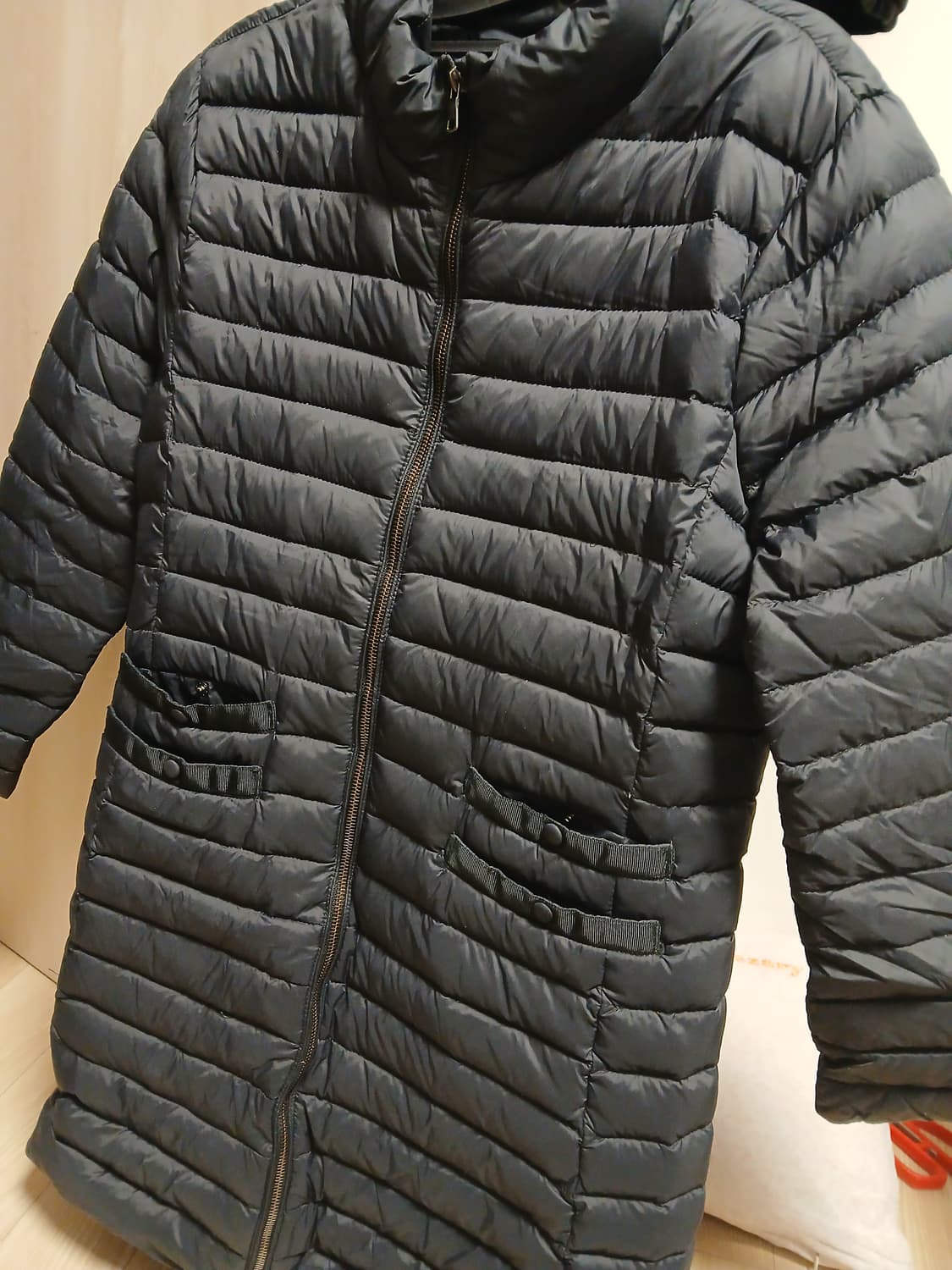 경량패딩 블랙. 가단50 구스포함 상품이미지2