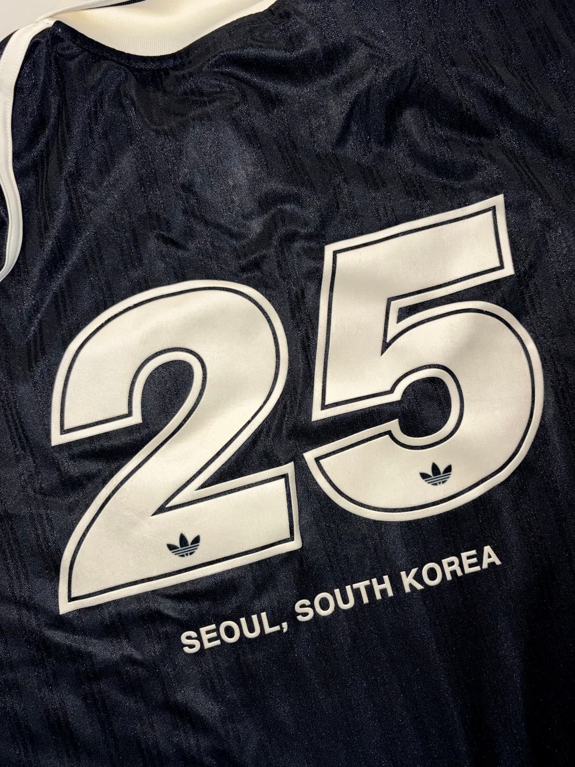 아디다스 x 오아시스 투어 자카드 저지 블랙 L사이즈 상품이미지2