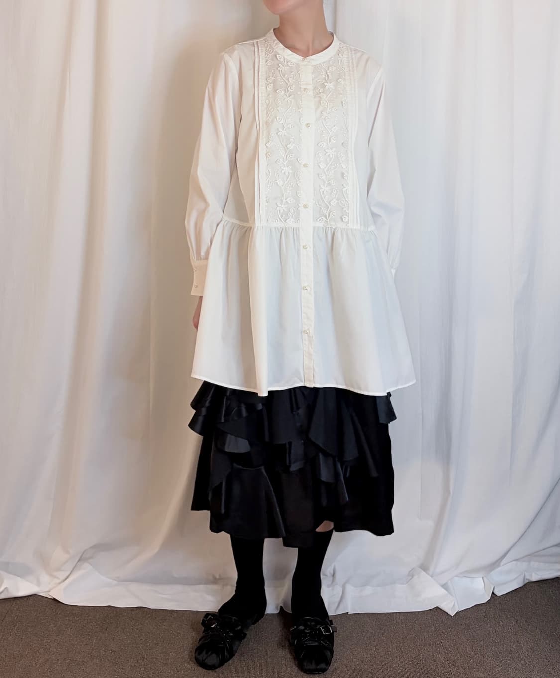 Floral Lace Shirring Shirt - White 상품이미지1