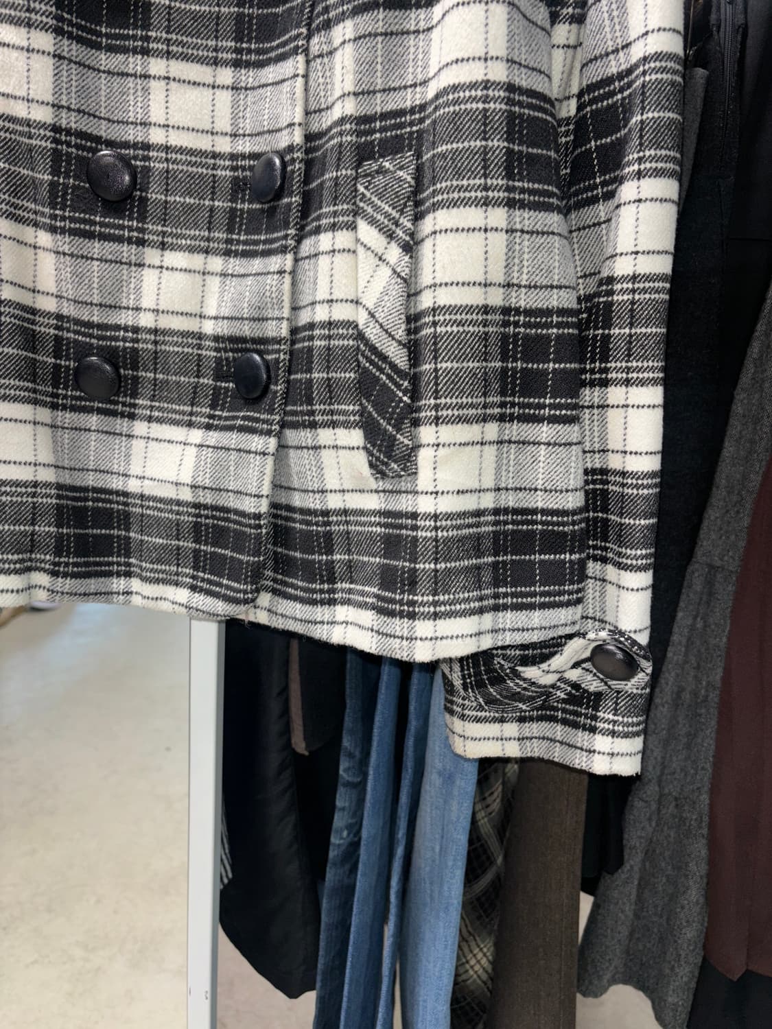 이하이픈월드 갤러리 스트라이프 피코트 상품이미지4