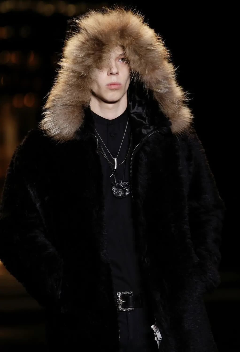 생로랑 18FW 폭스 퍼 자켓 상품이미지1