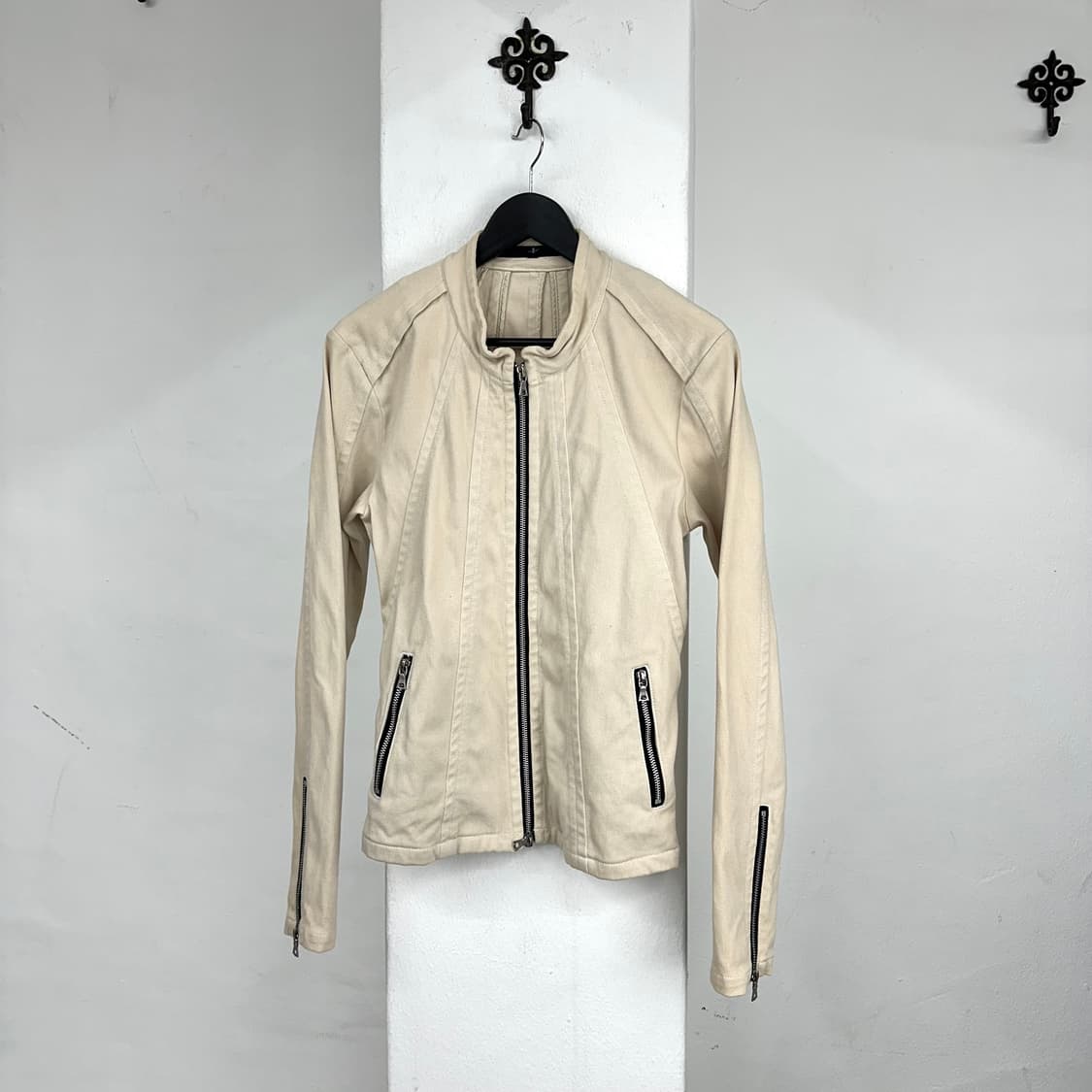 No id ivory cut detail jacket 상품이미지4