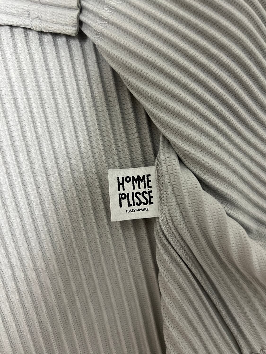 옴므플리세 집업 상품이미지2