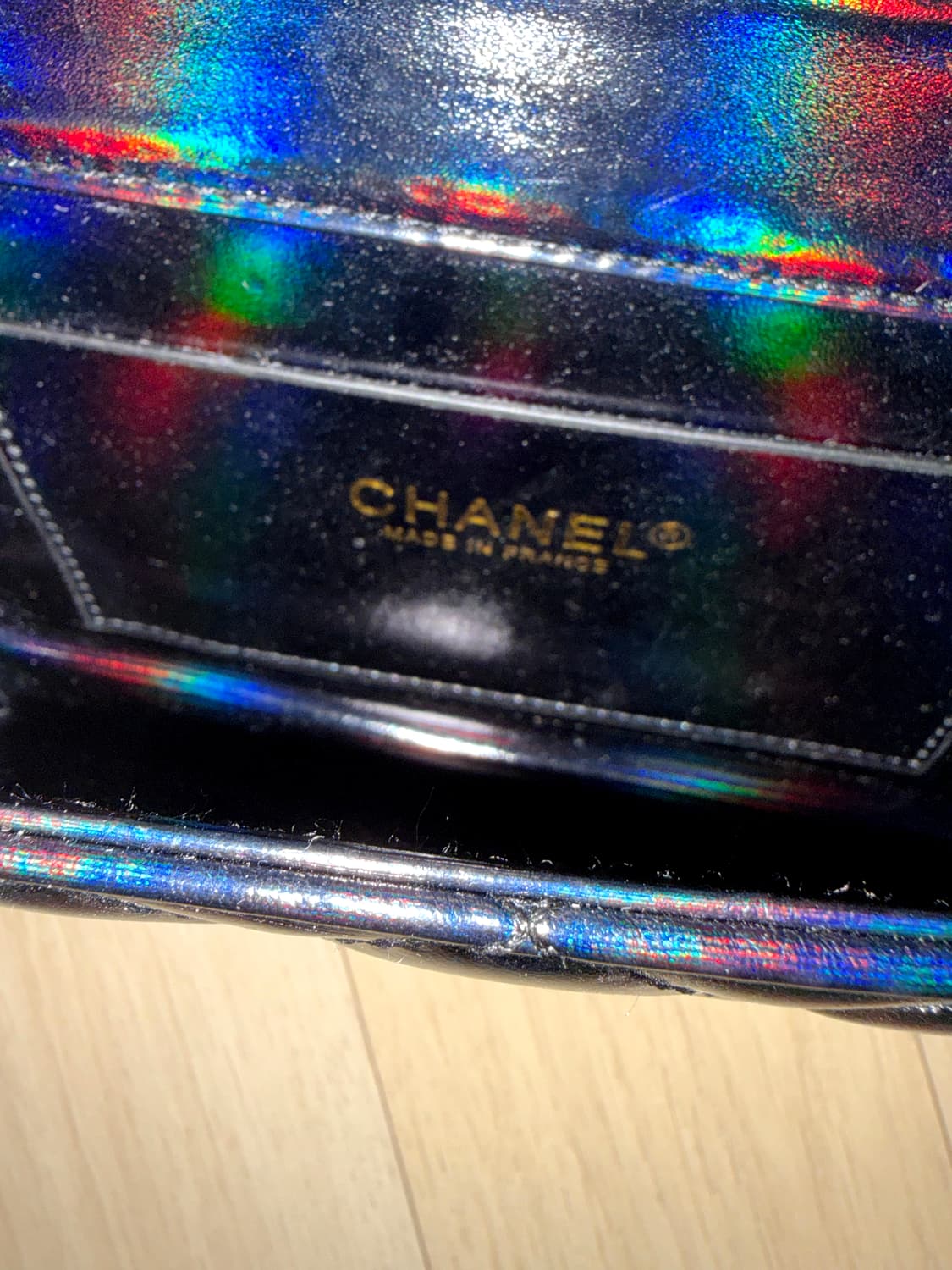 샤넬 에나멜소재 큐빅 크로스백 상품이미지5