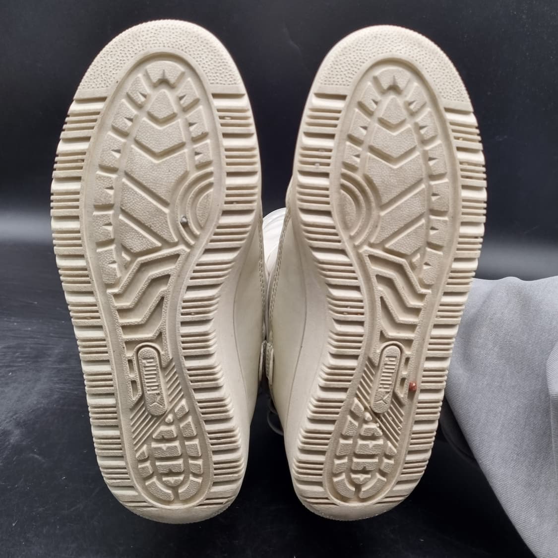 푸마 여성패딩부츠230 상품이미지3