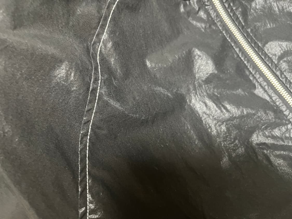 마뗑킴 로고 코팅 블랙 점퍼 상품이미지3