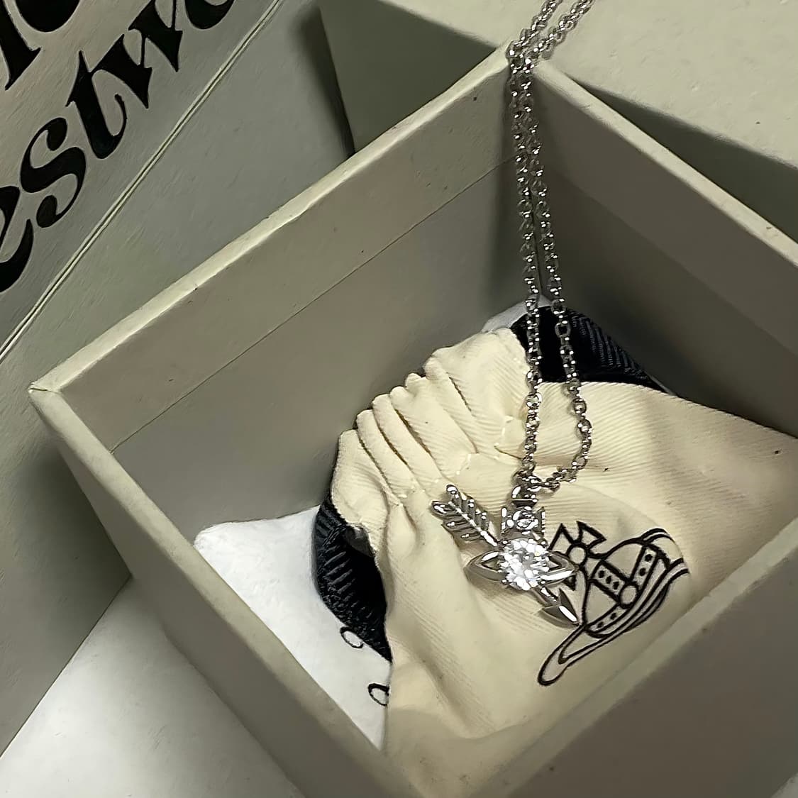 풀박스) 비비안웨스트우드 진저 실버 펜던트 목걸이 상품이미지2