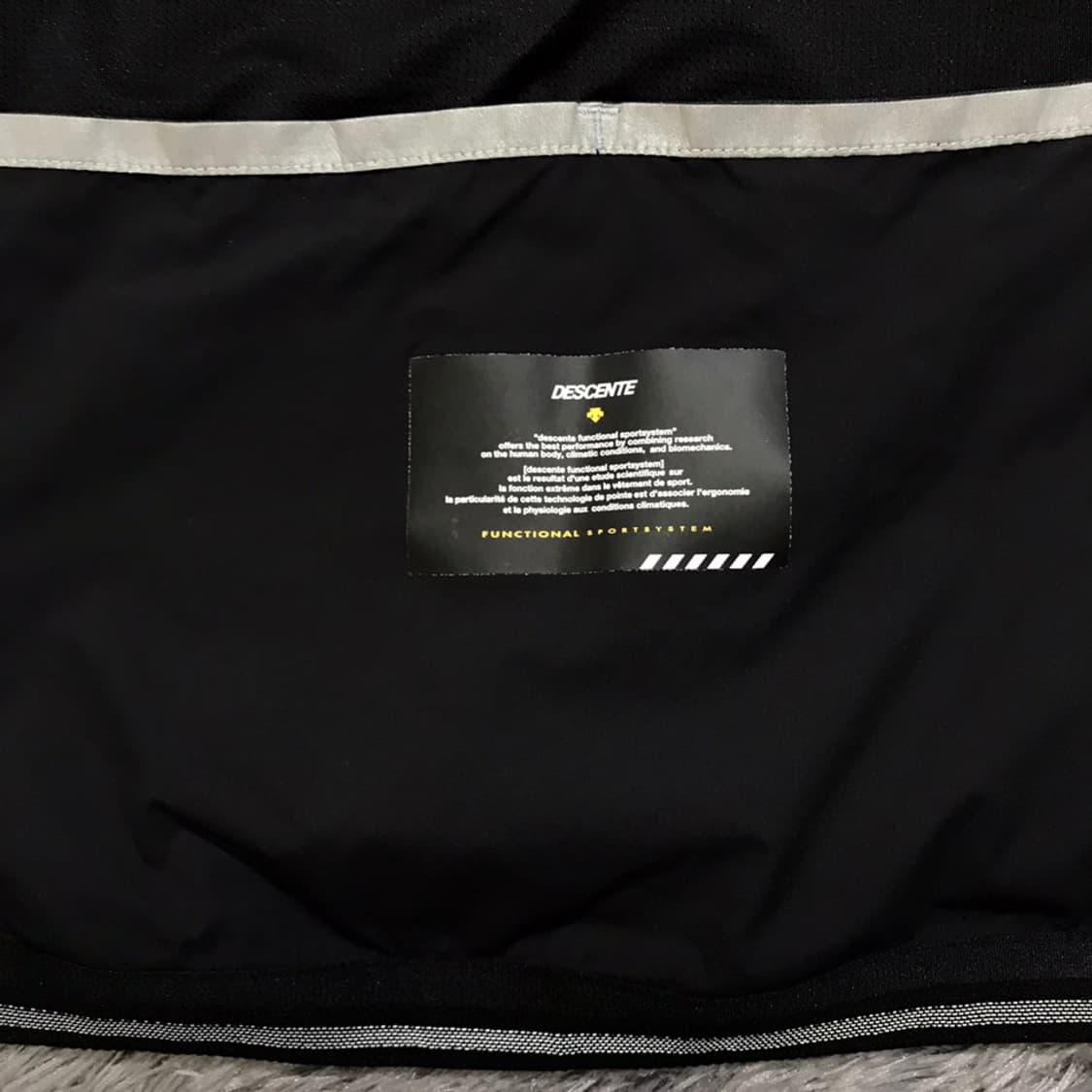 [[L, A급] 데상트(DESCENTE) 싸이클 바람막이#388 상품이미지7