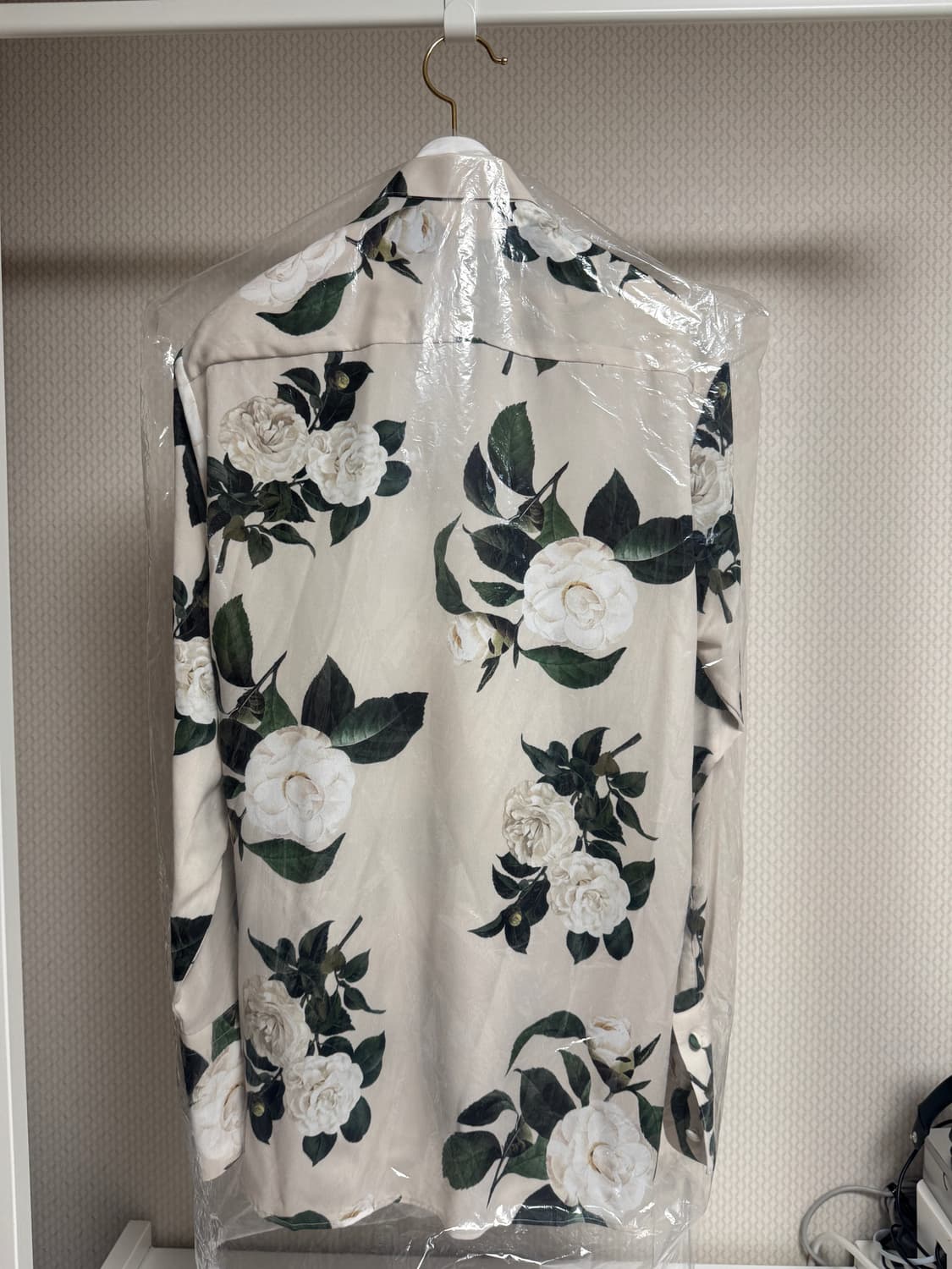 (새상품)카멜리아 패턴 셔츠(size 66) 상품이미지2