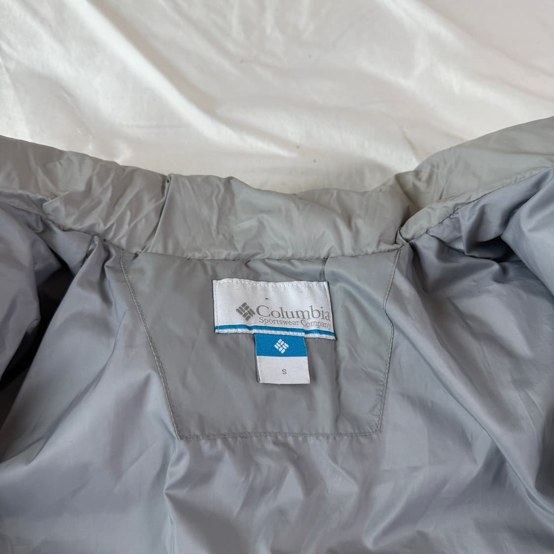 컬럼비아 아이스 그레이 푸퍼 패딩 Xl 상품이미지3