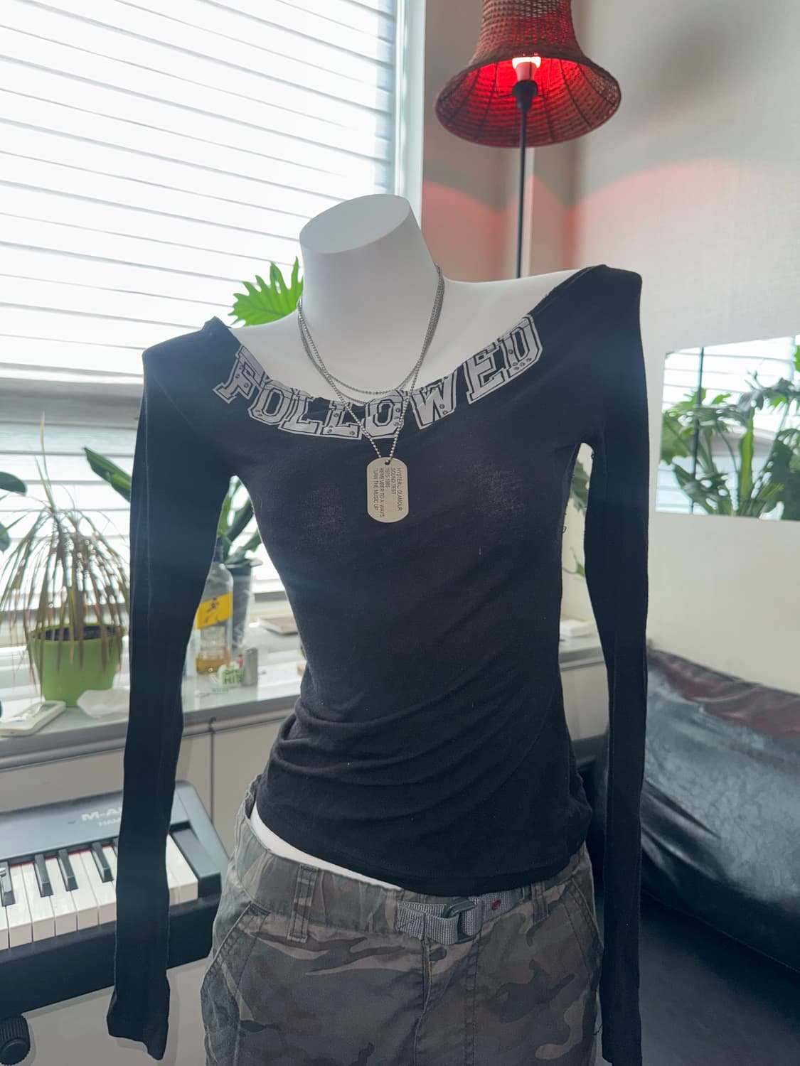 Followed Stone Top (Black) 상품이미지1