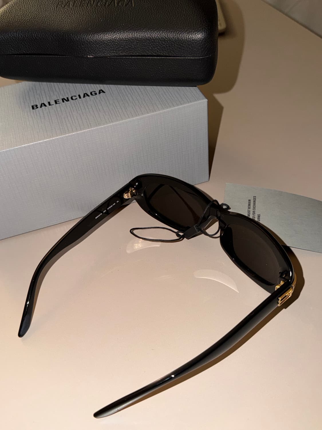 발렌시아가 카지노 라운드 선글라스 블랙 상품이미지2