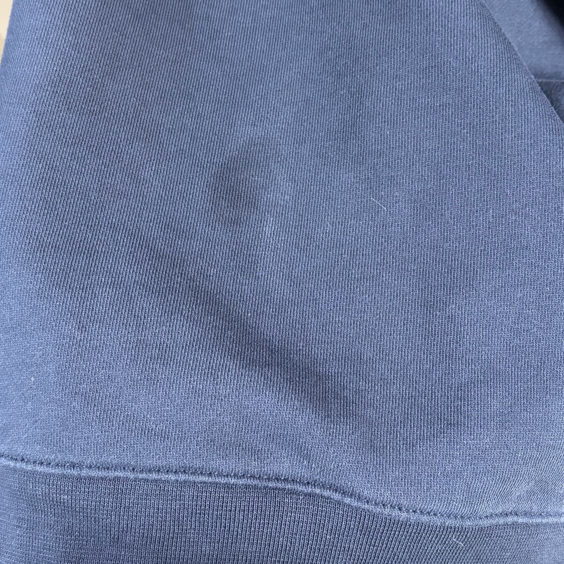 XL 아페쎄 AP.C. 스탠다드 르 마담 네이비 맨투맨 상품이미지7