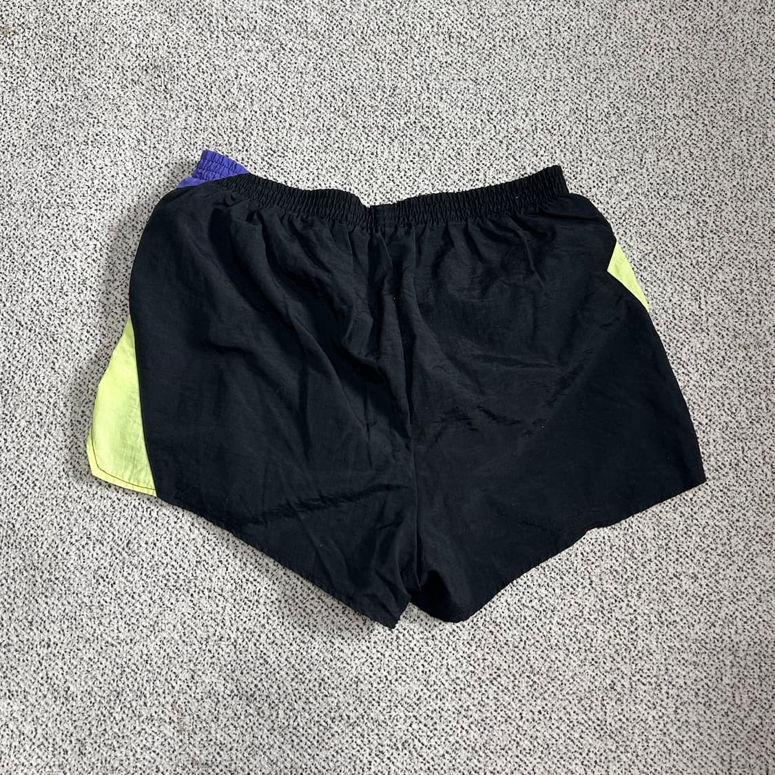 나이키90s 우먼스쇼츠 상품이미지2