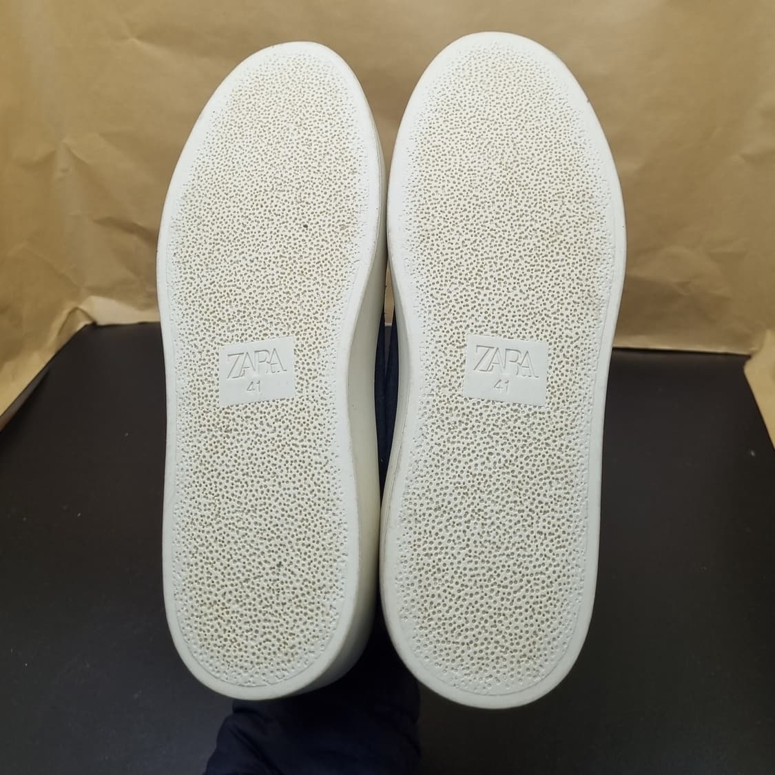 자라 스웨이드 남성스니커즈 실사이즈260  상품이미지3