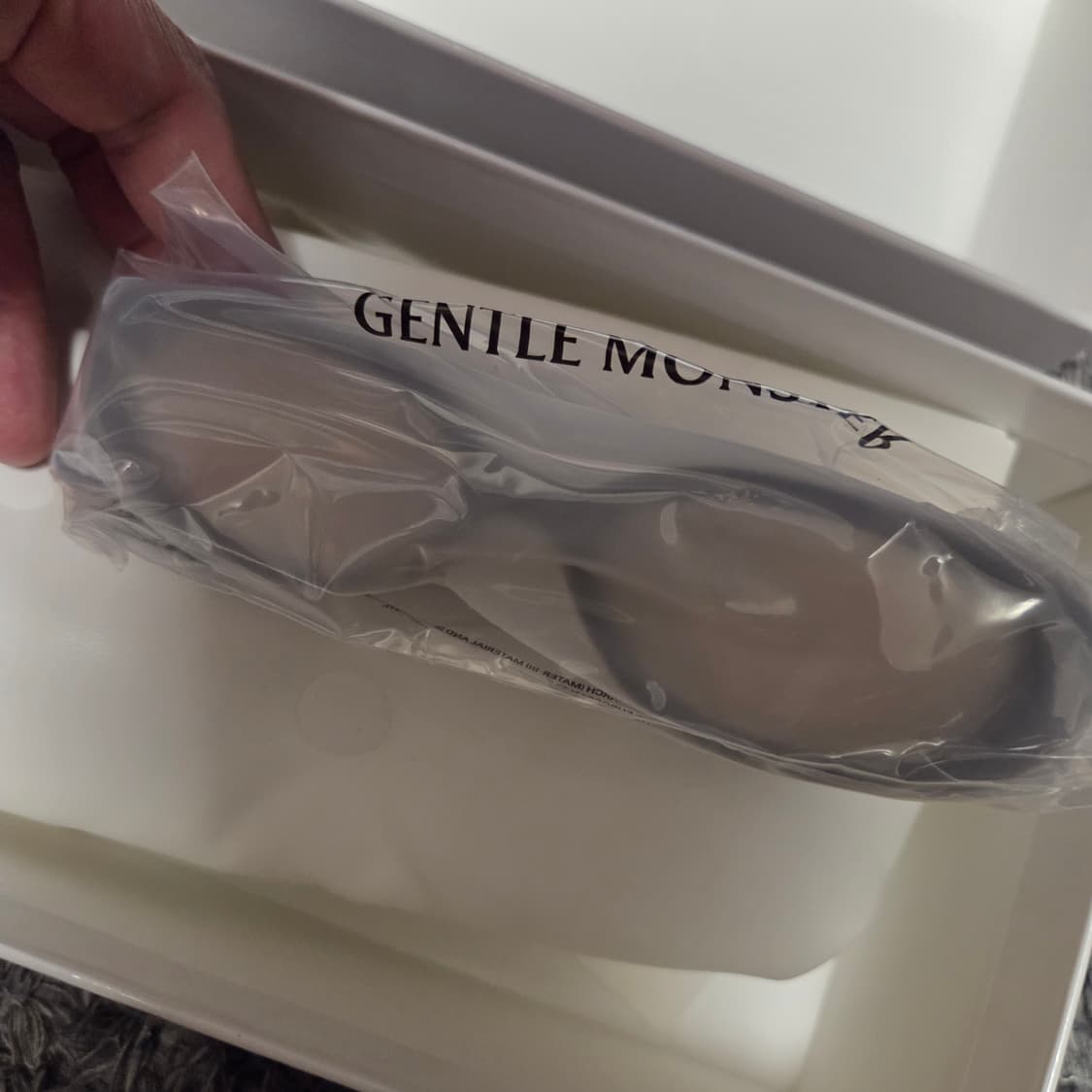 젠틀 몬스터 메종 마르지엘라 MM206 블랙 브라운 상품이미지2