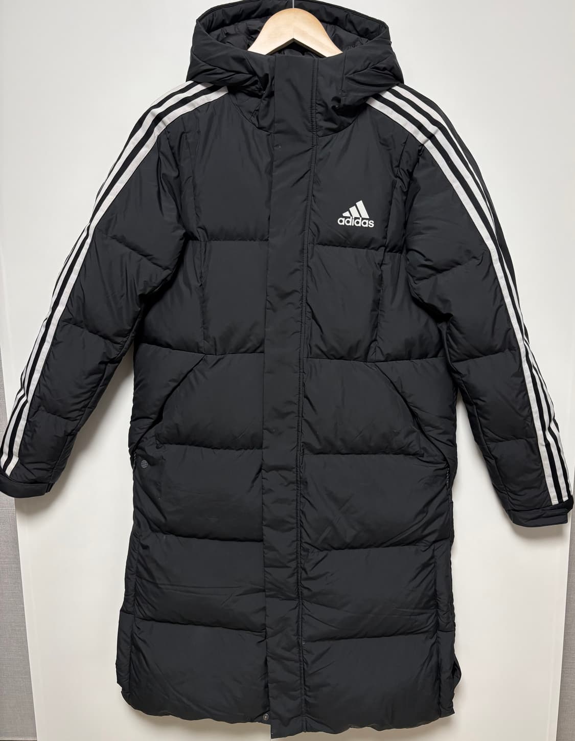 아디다스 3-스트라이프 레귤러 핏 롱 다운 패딩 상품이미지1