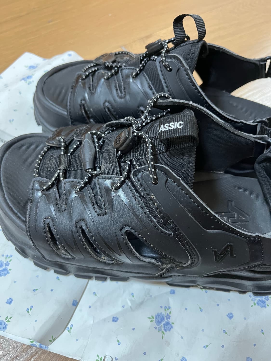 아키클래식 요세미티 트래커 V2 마스블랙 240 상품이미지10