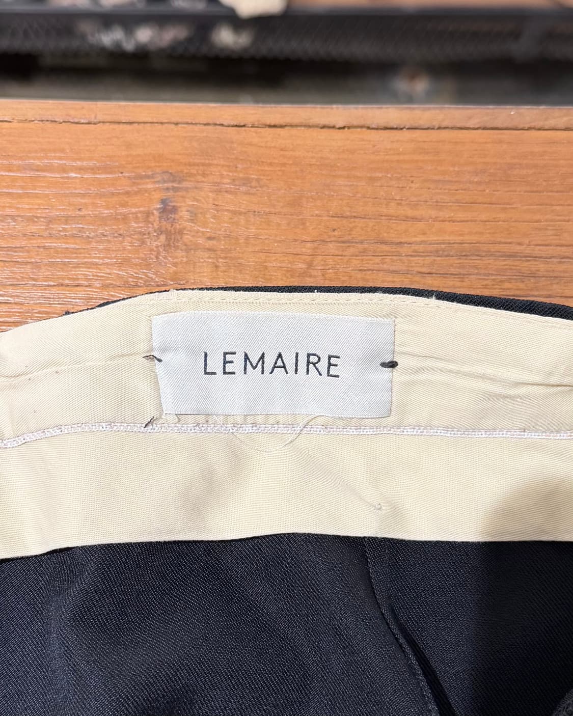 르메르 블랙 버튼 스트레이트 슬랙스  상품이미지7