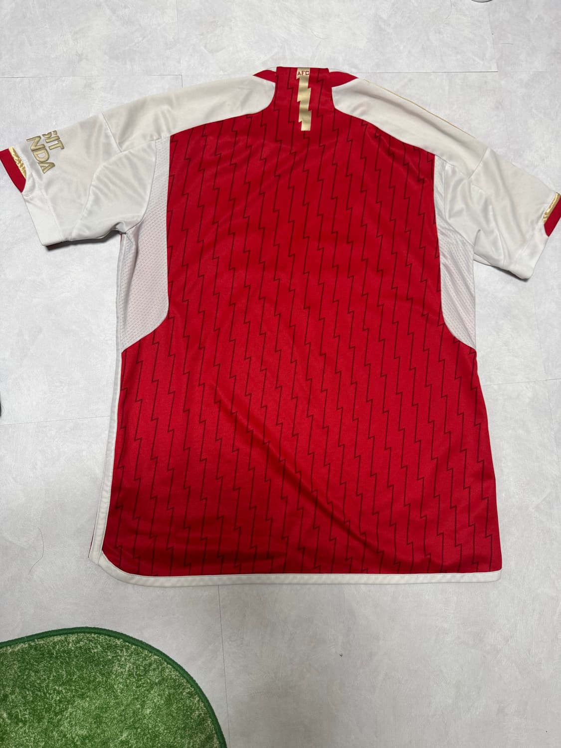 아디다스 아스날 23/24 홈 유니폼 상품이미지2