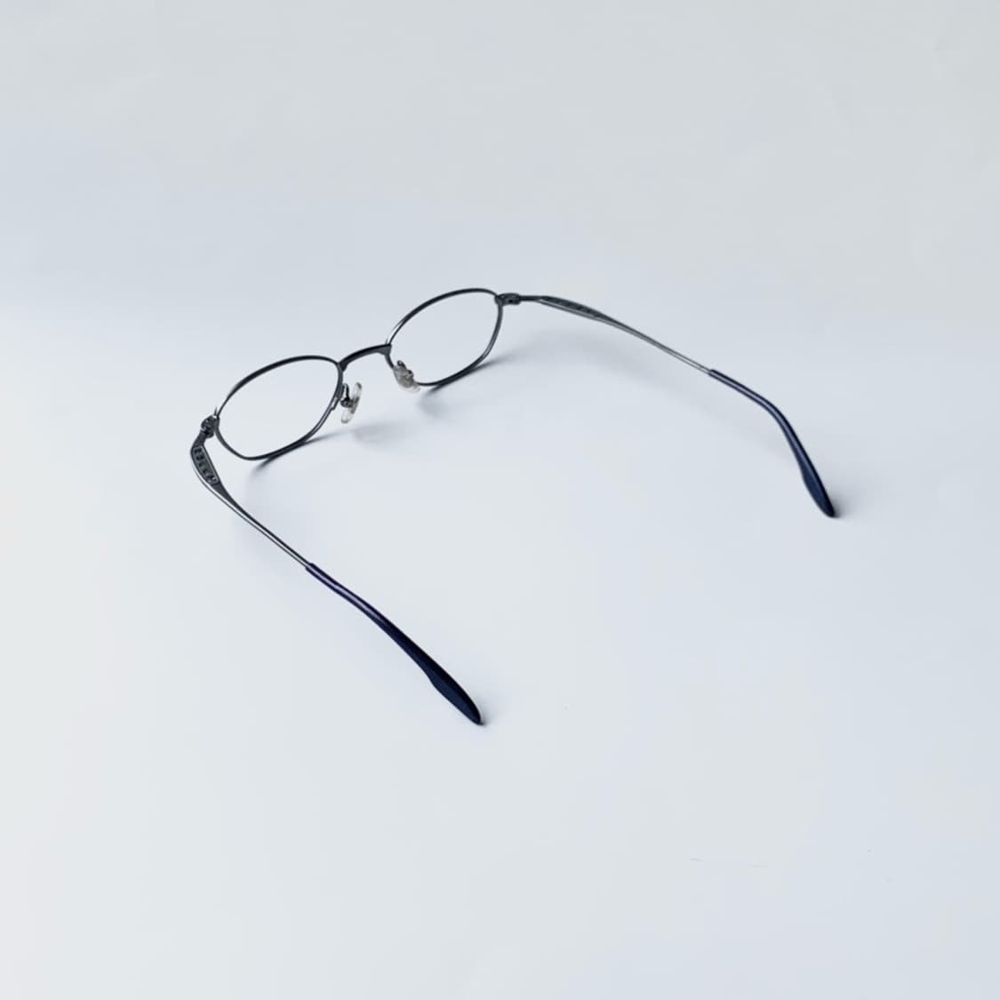 [픽키-700] 건메탈 메탈 풀프레임 안경 슬림 오벌 쉐입 상품이미지2