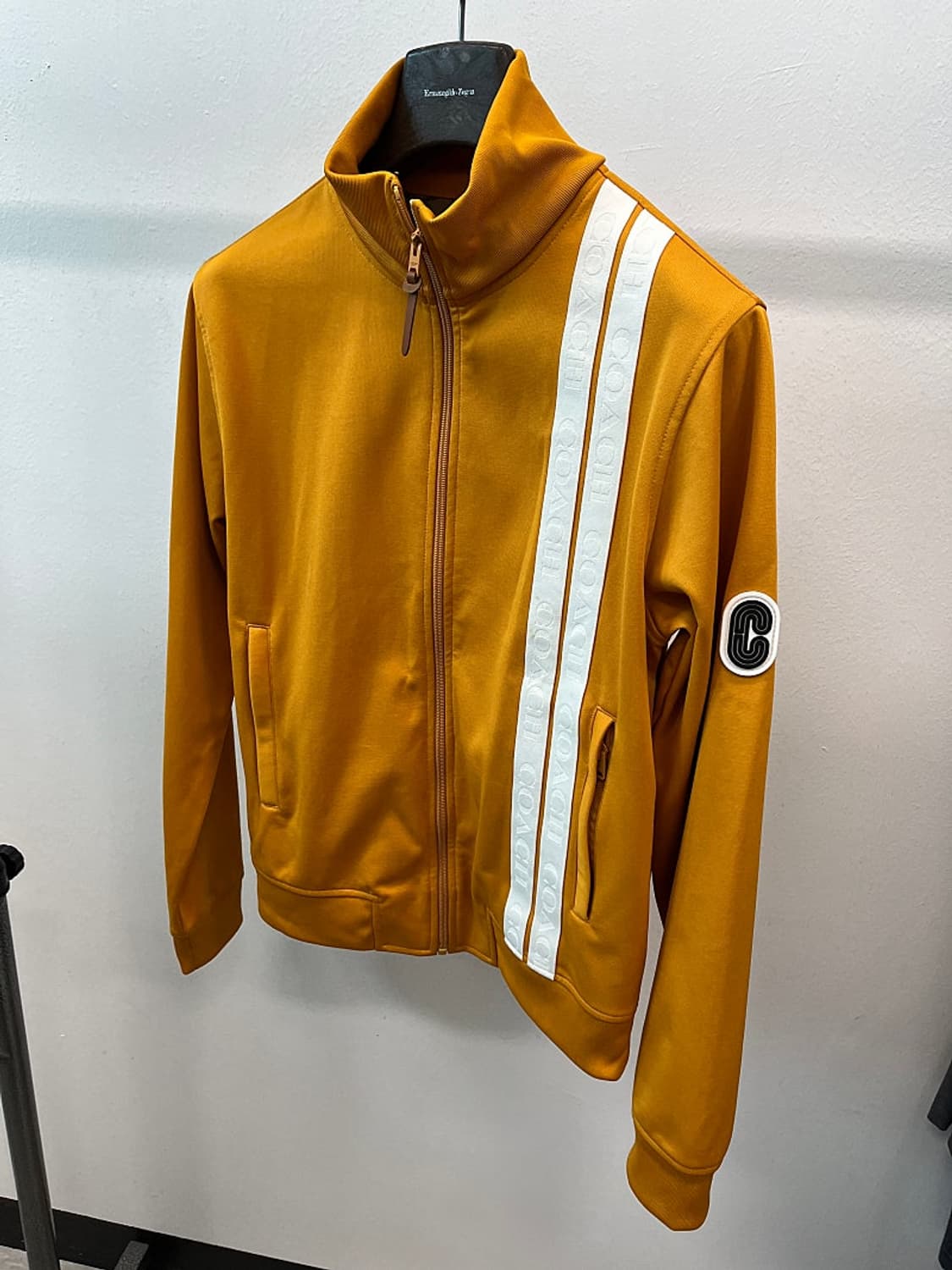 95) 코치 레터링 머스타드 져지  상품이미지1