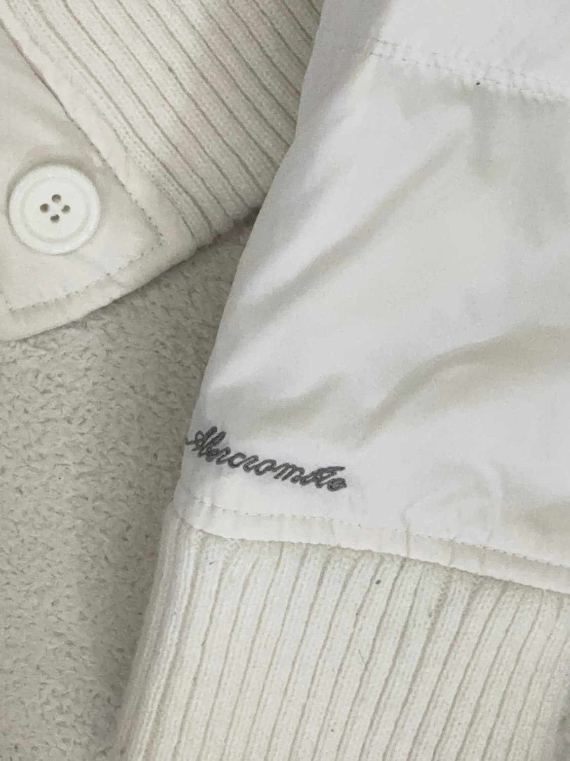 빈티지 아베크롬비 레터링 크림화이트 패딩 니혼진너드 상품이미지3