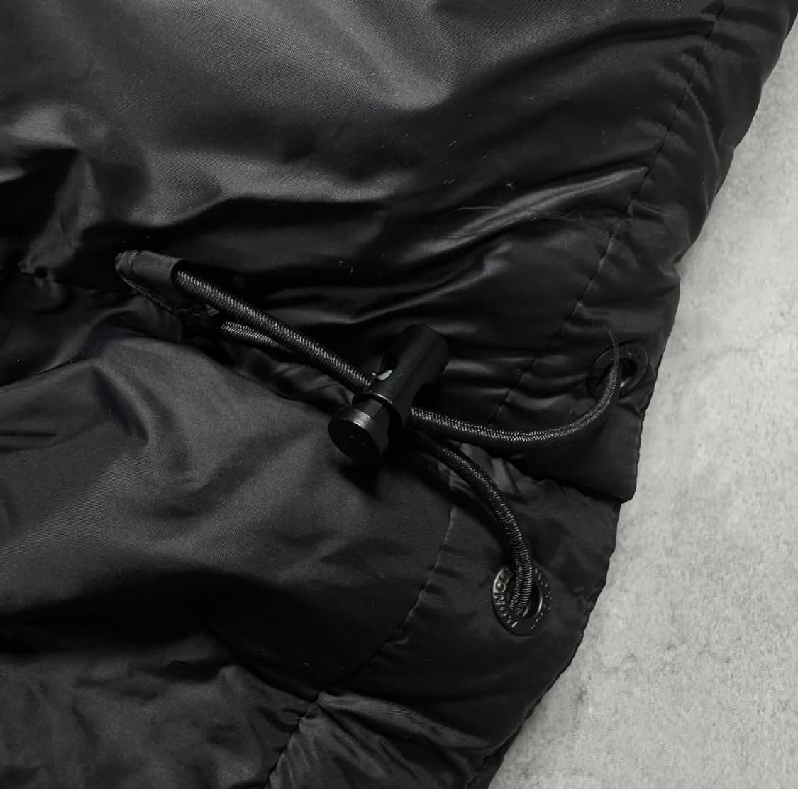 몽클레르 사탈라 쇼트 다운 자켓 블랙 상품이미지6