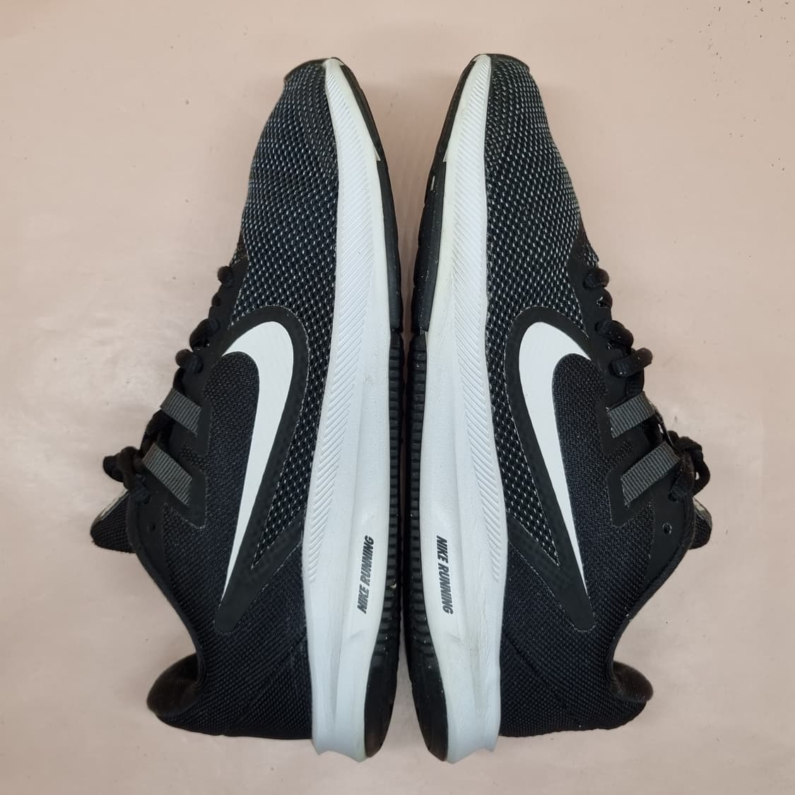 나이키 다운시프터9 여성 런닝화 235 상품이미지5